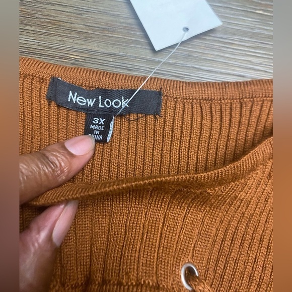 New Look Knitted Cut Out Fall Earthy Plus Size Sweater 3X
NWT - Picture 3 of 6